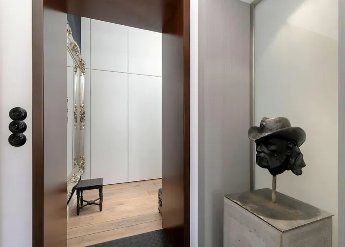 Luxurious With Parking And Garden Near The Sea In By Renters Prestige Apartman *