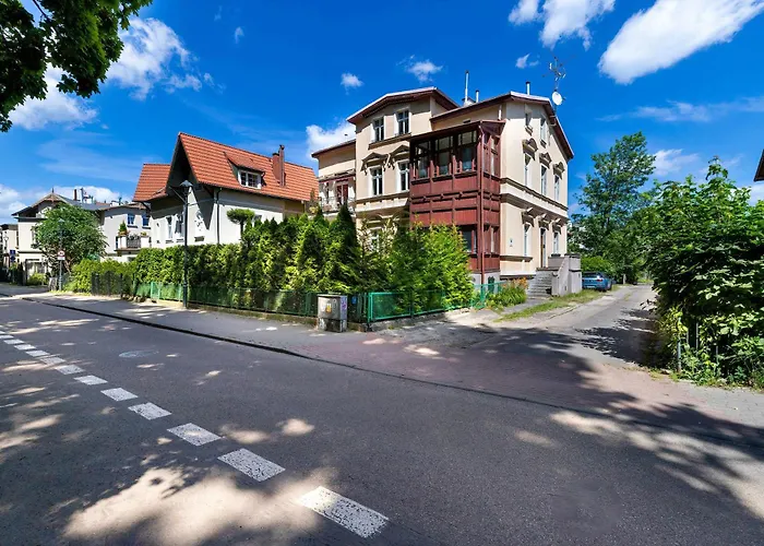 Apartman Luxurious With Parking And Garden Near The Sea In By Renters Prestige Sopot