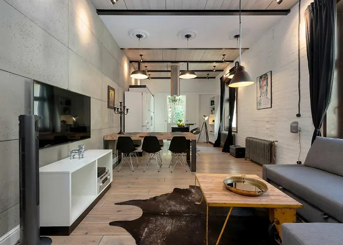 Luxurious With Parking And Garden Near The Sea In By Renters Prestige Apartman *